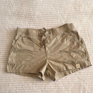 ST JOHN’S BAY Women's Tan Shorts